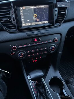 KIA Sportage 1.7Crdi A/T - 8