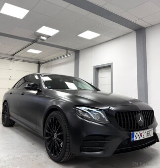 Mercedes E220d 4Matic Black Optic/Multibeam/Virtual cockpit - 8