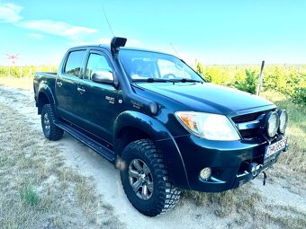 Predám - Toyota Hilux - 8