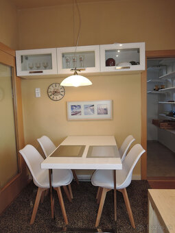 Prenájom 4 izb. bytu v RD, Staré Mesto, Révová ul. - 8