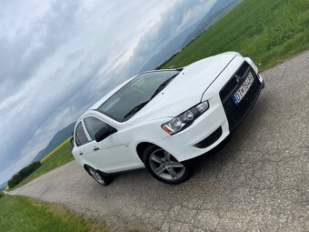 Mitsubishi Lancer 1.5 - 8