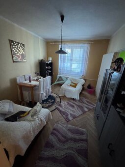 Na predaj 3 izbový byt na prízemí v centre mesta Šahy. - 8