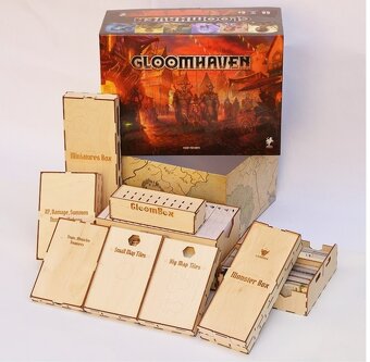 Gloomhaven + dreveny insert - 8