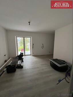 PREDAJ Dvojgeneračný rodinný dom blízko centra mesta Martin  - 8