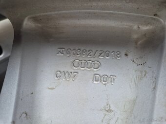 5x112 r19 ET45 x 8J elektróny originál AUDI - 8