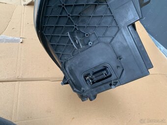 xenon xenony skoda yeti 5L pravy levy svetlo - 8