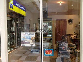 | menší obchodný priestor, výklad, terasa, pešia zóna BA I - 8