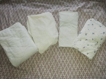 Postieľka Pinio Moon+ perinky, obliečky - 8