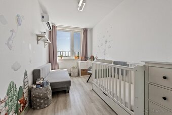 Na Predaj príjemný 4izb.byt,terasa,gar.státie v cene - 8