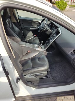 Volvo xc60 2.0D 5valec driveE - 8