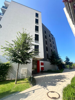 Zariadený ateliér / kancelársky priestor – Bratislava - 8