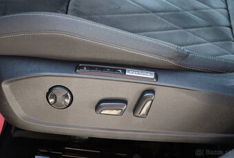 Volkswagen Golf 8 1.5 eTSI DSG Highline - 8