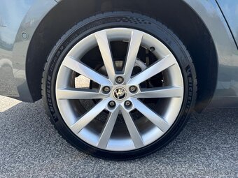 Škoda Superb Combi 2.0 TDI Style DSG - 8