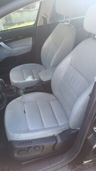 Škoda Octavia 2 laurin a klement - 8