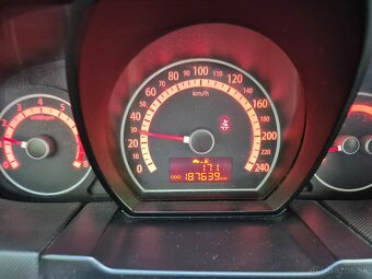 Predám Kia Ceed Combi Faclieft 1.4 66kw Benzin r.v.2010 - 8