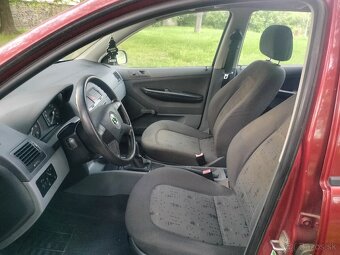Škoda Fabia 1.4i 50kw M5 ROK 2003 - 8