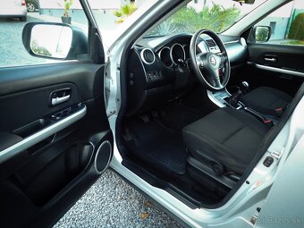 SUZUKI GRAND VITARA 1.9DDiS EURO5 Facelift 12/2011 4x4 - 8