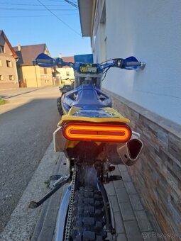 Enduro Mikilon MZK 250cm3 - 8