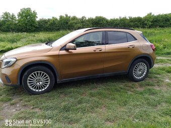 Mercedes GLA 200d - 8
