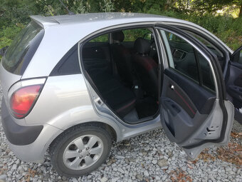 Kia Rio 1,4 benzín, 2008, iba 51 000 km - 8