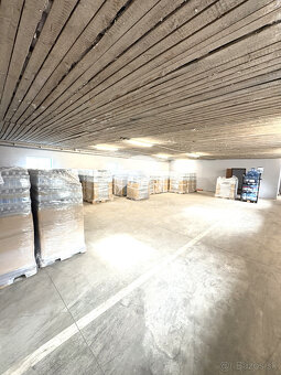 IBA U NÁS  Reality KOMPLEX s.r.o. vám ponúka na prenájom  - 8