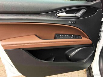 Alfa Romeo Stelvio 2.2 diesel Q4. - 8