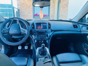 Opel Insignia - 8