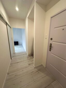 Na prenájom: Moderný 1-izbový byt v Seredi – 650 € - 8