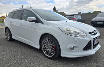 Ford Focus - 8