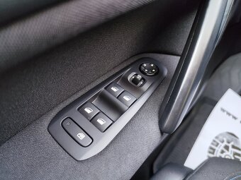 Peugeot 308 1.2 PureTech S&S 130 Style - 8