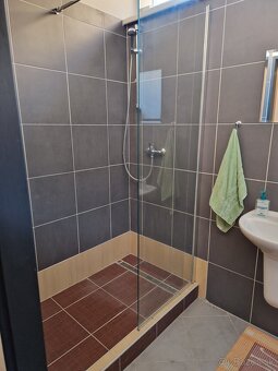 Predám prízemný priestor Piešťany ( Floreát ) - 8