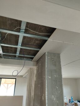 Stavebné a rekonštrukčné práce - 8