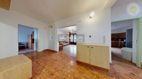 HALO reality - Predaj, 8 izbový rodinný dom s pozemkom 1238  - 8