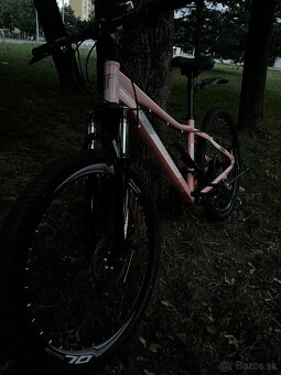 Bicykel pre dievča 26 kolesa Rama S - 8