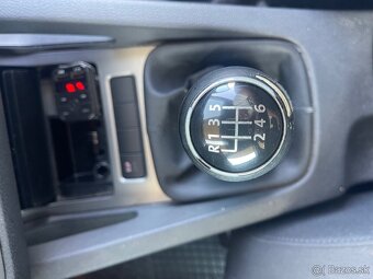 Predam Volkswagen Golf 5 - 8