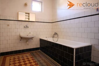 REZERVOVANÉ - Rodinný dom v Obci Lok 12 km od Levíc - 8