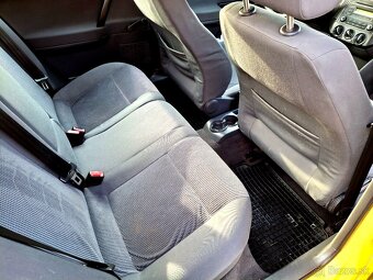 Predam Volkswagen polo 1.2 benzin rok 2007 - 8