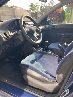 Peugeot 206 - 8