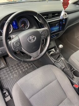 Toyota Corolla 1.6 Active - 8