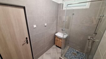 PRENÁJOM - Kancelárske priestory na Leteckom poli v Komárne - 8