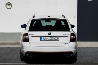 Škoda Octavia III RS 2.0 TSI 245 - 8