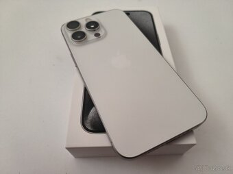 apple iphone 15 PRO MAX 256gb White Titanium 100% Batéria - 8