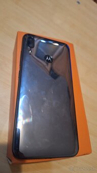 Motorolo moto E6 plus - 8