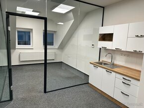 Skladové priestory a vyrobna hala na prenajom - 8