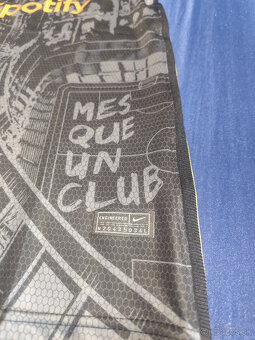 Dres Fc Barcelona Architektúra mesta Gaudí Nový s visačkami - 8