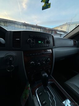 Jeep Grand cherokee 3.0 CRD AT/5 4x4 - 8