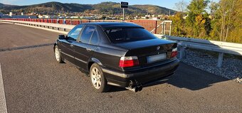 Bmw e36 323i - 8