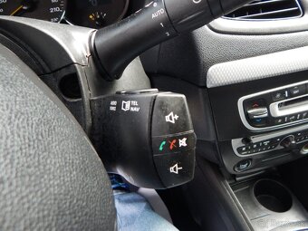 Renault Fluence 1.6 16V Confort - 8