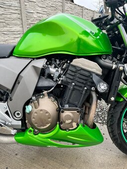 Kawasaki Z750 - 8
