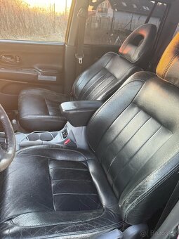 Mitshubishi Pajero Sport 2,5 TD 4x4 - 8